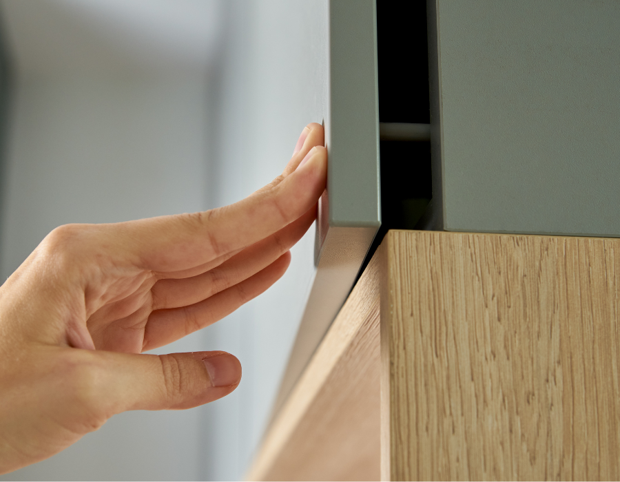 push-to-open, кухня без ручек